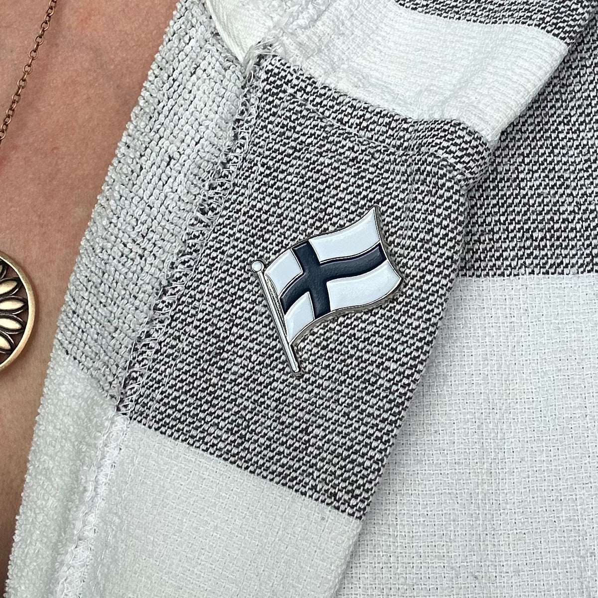 Finnish Flag Pin