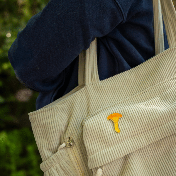 Tarinapala Chantarelle Pin